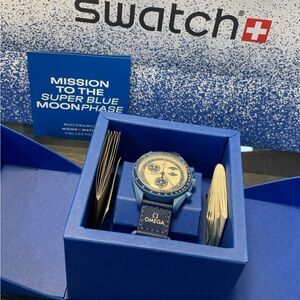 Swatch super blue moon watch